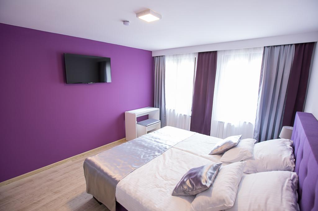 Heartland City B&B Тузла Екстериор снимка