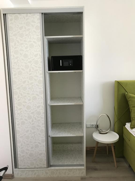 Heartland City B&B Тузла Екстериор снимка