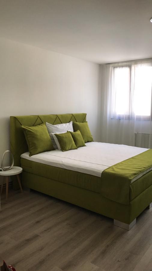 Heartland City B&B Тузла Екстериор снимка